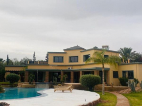 VIP VILLA